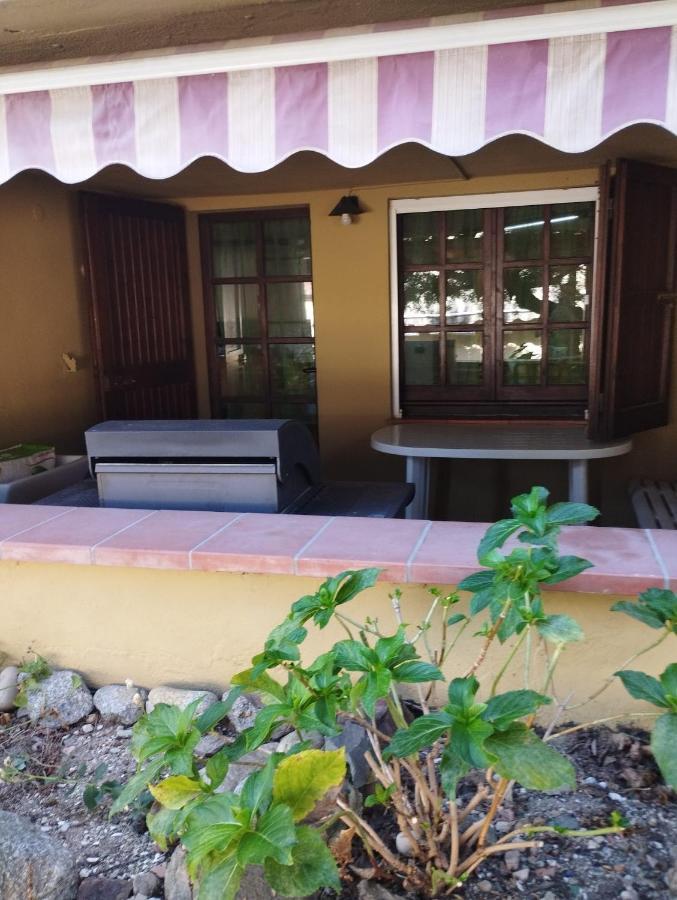 Casa Vacanze Cettina Home 3 Mt 50 Dal Mare Terra Mala Exterior foto